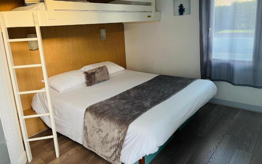 ฟาสต์โฮเทล โป - เลสการ์ Hotel เลสคาร์ ภายนอก รูปภาพ