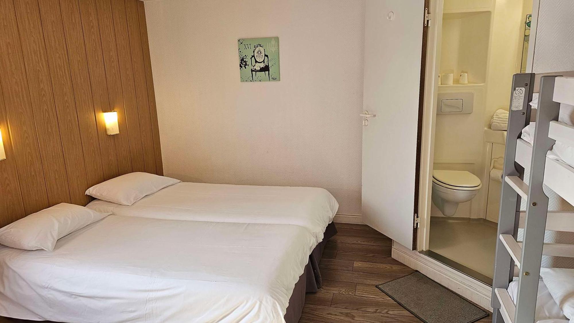 ฟาสต์โฮเทล โป - เลสการ์ Hotel เลสคาร์ ภายนอก รูปภาพ