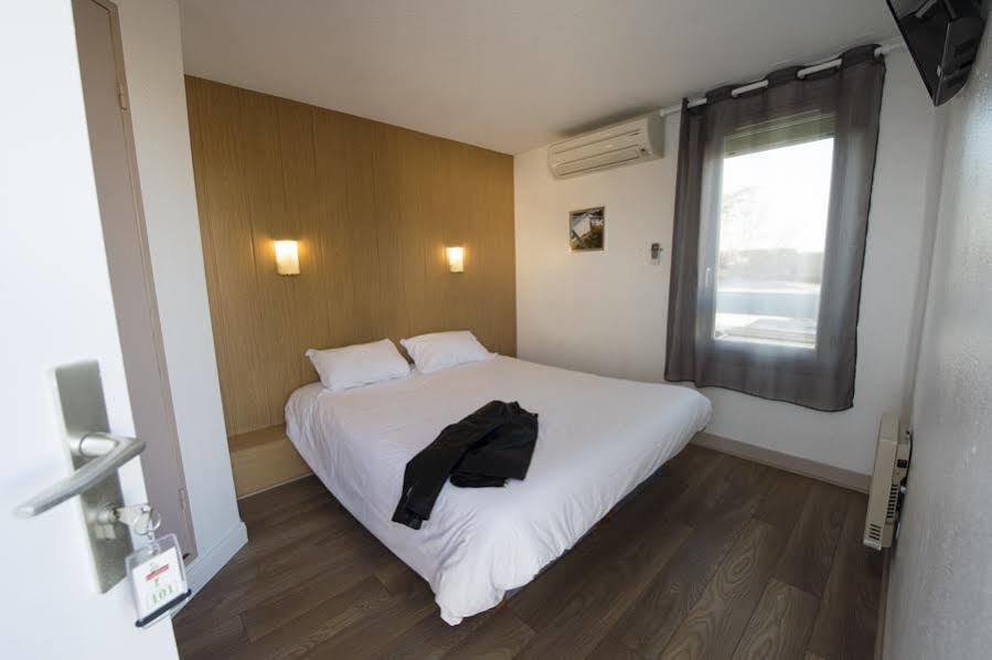 ฟาสต์โฮเทล โป - เลสการ์ Hotel เลสคาร์ ภายนอก รูปภาพ